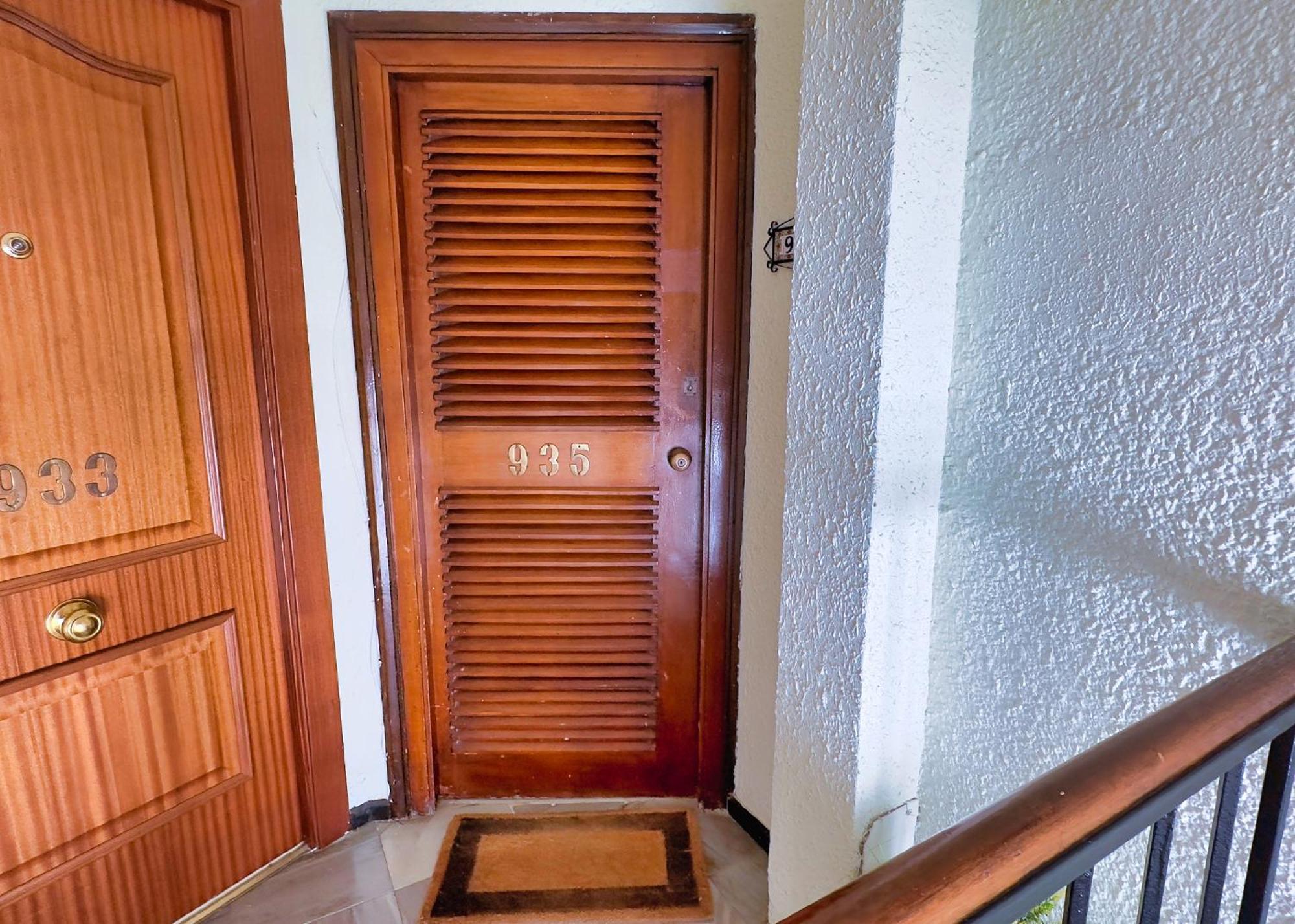 Apartment Skol 935 - Cozy 2-bedroom With Amazing Sea Views