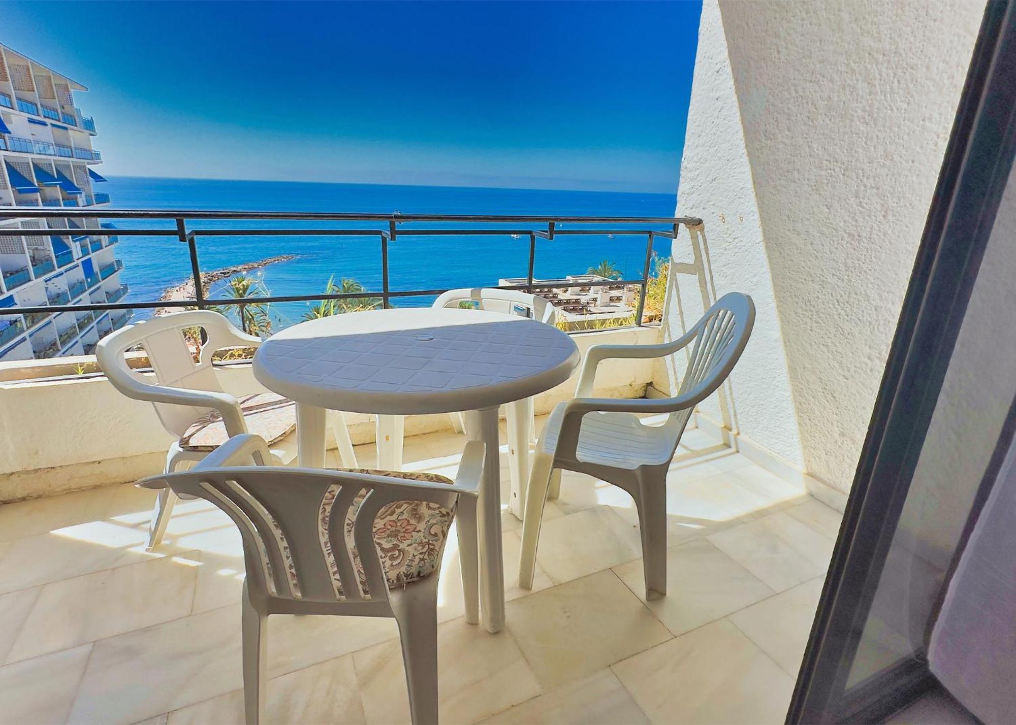 Skol 935 - Cozy 2-bedroom With Amazing Sea Views * Marbella